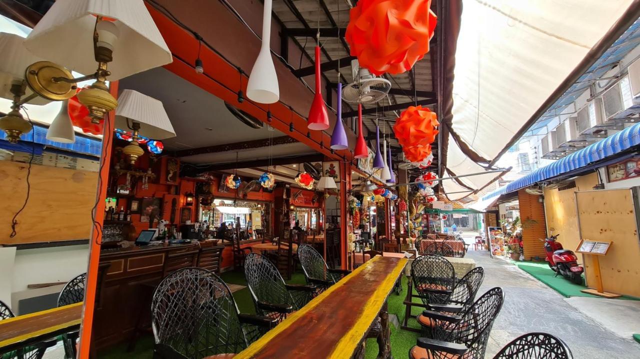 Vech Guesthouse Patong Экстерьер фото