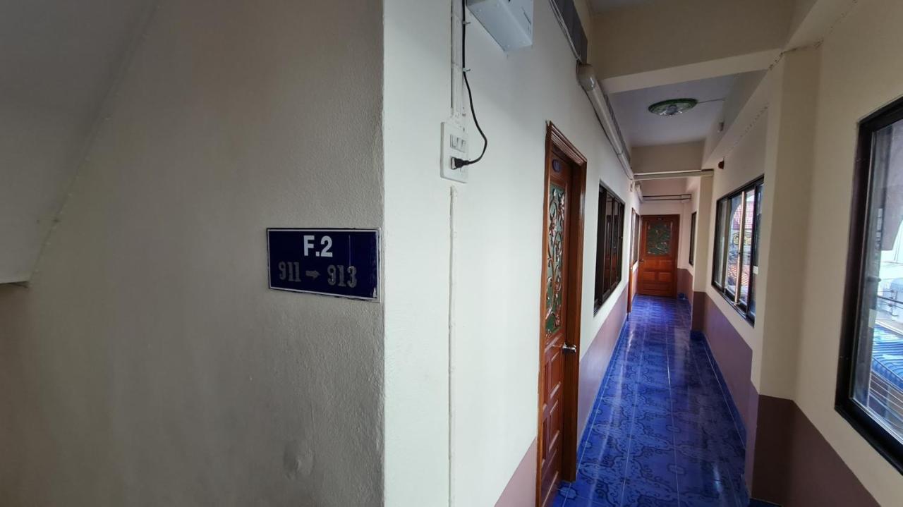Vech Guesthouse Patong Экстерьер фото