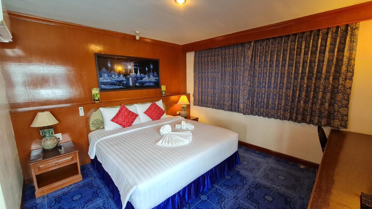 Vech Guesthouse Patong Экстерьер фото